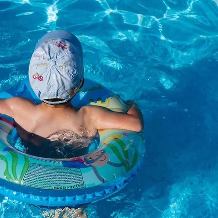 Raske- Piscina Privada, Jardin, Barbacoa, Bar, Caseta Infantil, Intimidad, A/a. Wi-fi. - Es-89-102 *